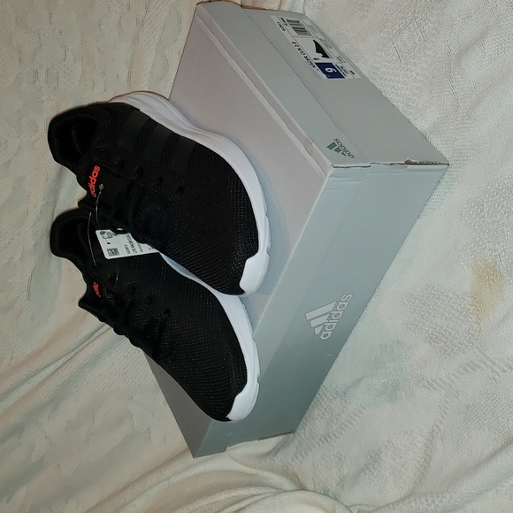 Brand New Men Adidas Shoe, Black Size 9 - Picture 2 of 10